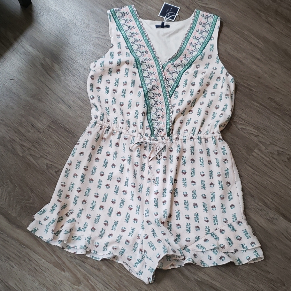 NWT Kaari Blue Desert Oasis White & Turquoise Floral Romper Boho Ruffled LG